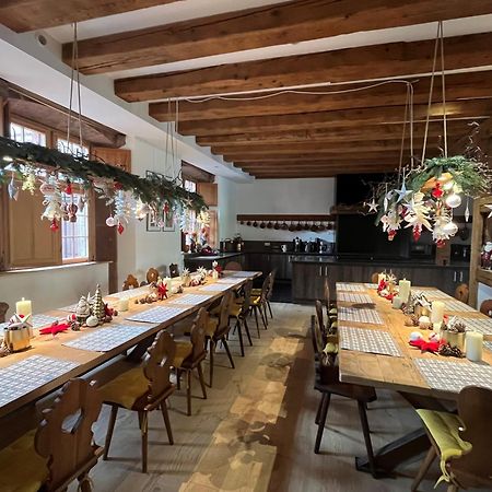 Domaine La Cour Des Nobles - Demeure, Maison Et Appartements Au Coeur De 利克维 外观 照片