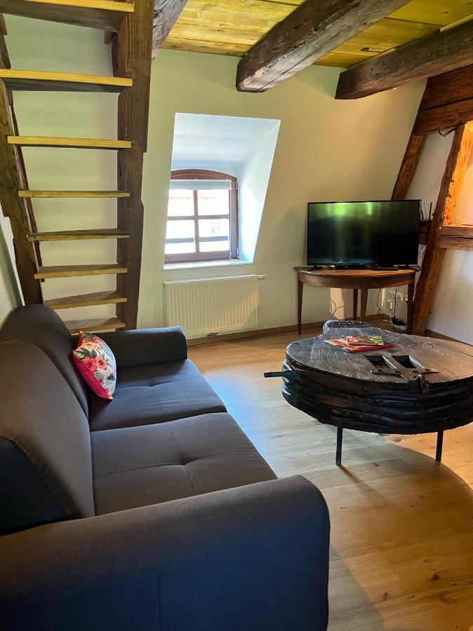 Domaine La Cour Des Nobles - Demeure, Maison Et Appartements Au Coeur De 利克维 外观 照片