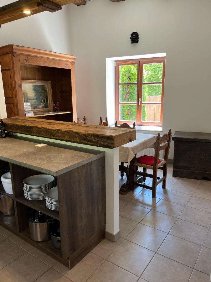 Domaine La Cour Des Nobles - Demeure, Maison Et Appartements Au Coeur De 利克维 外观 照片