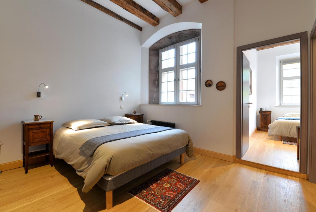 Domaine La Cour Des Nobles - Demeure, Maison Et Appartements Au Coeur De 利克维 外观 照片